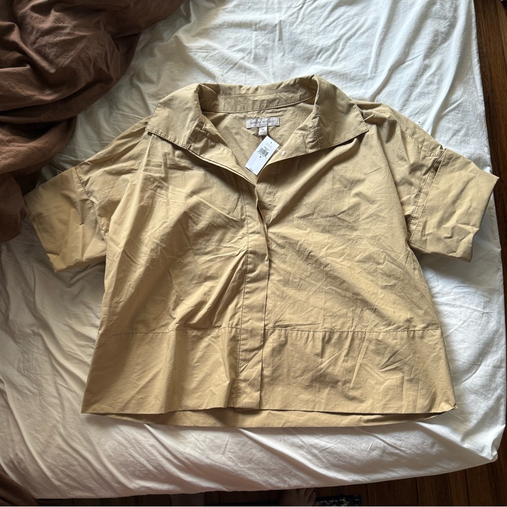 Banana republic  Short Sleeve Collared Shirt